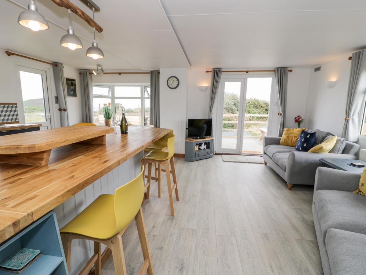 Porthwen Lodge Amlwch Экстерьер фото